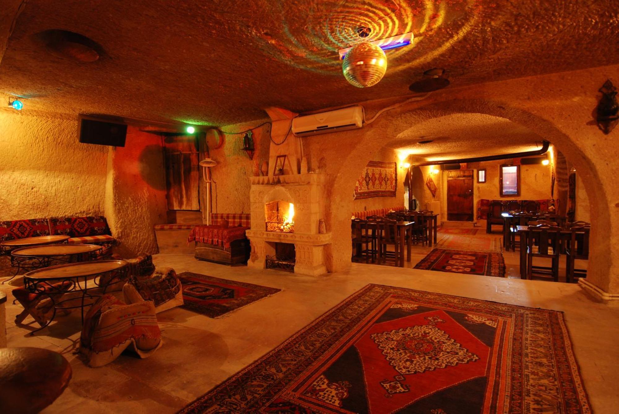Melis Cave Hotel Urgup Exterior photo